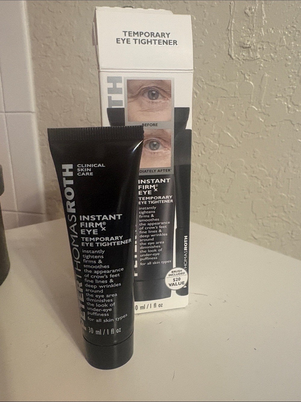 Peter Thomas Roth Instant Firmx Eye Tightener - Black Packaging